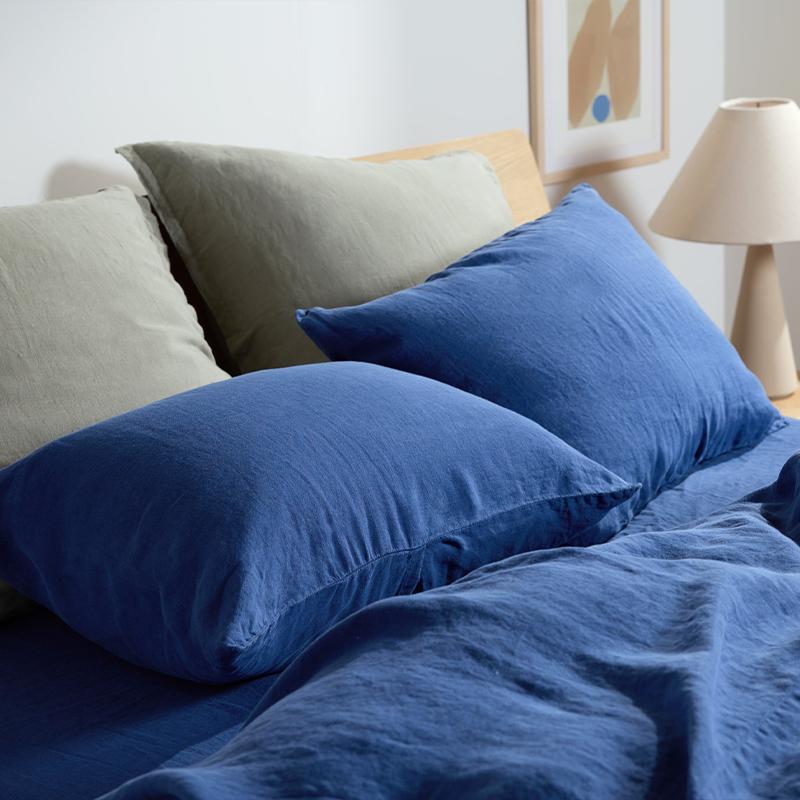800 FP Pure Goose Down Pillow