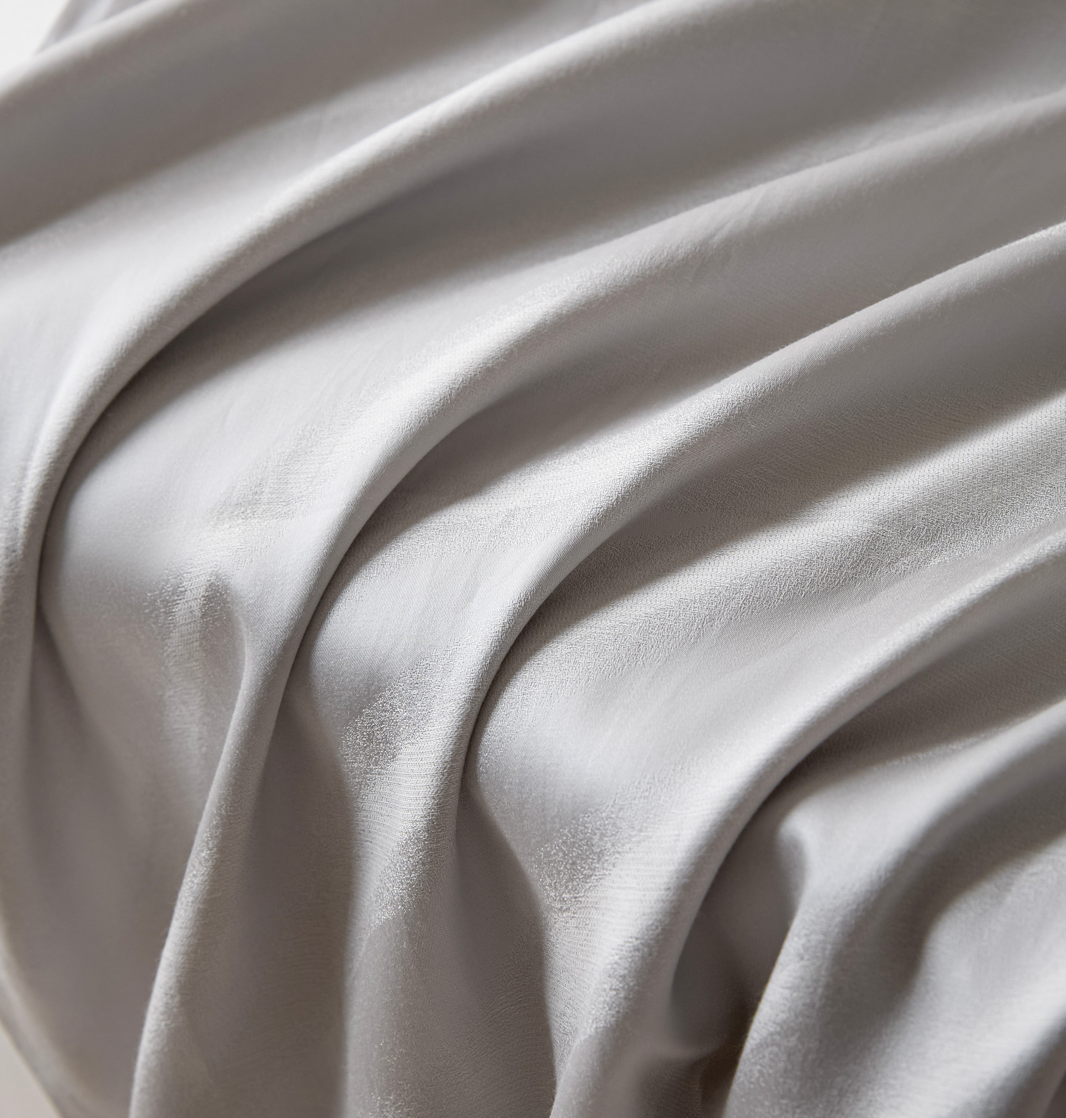 Luxe Lyocell & Cotton Sateen Pillowcase – Silver Leaf