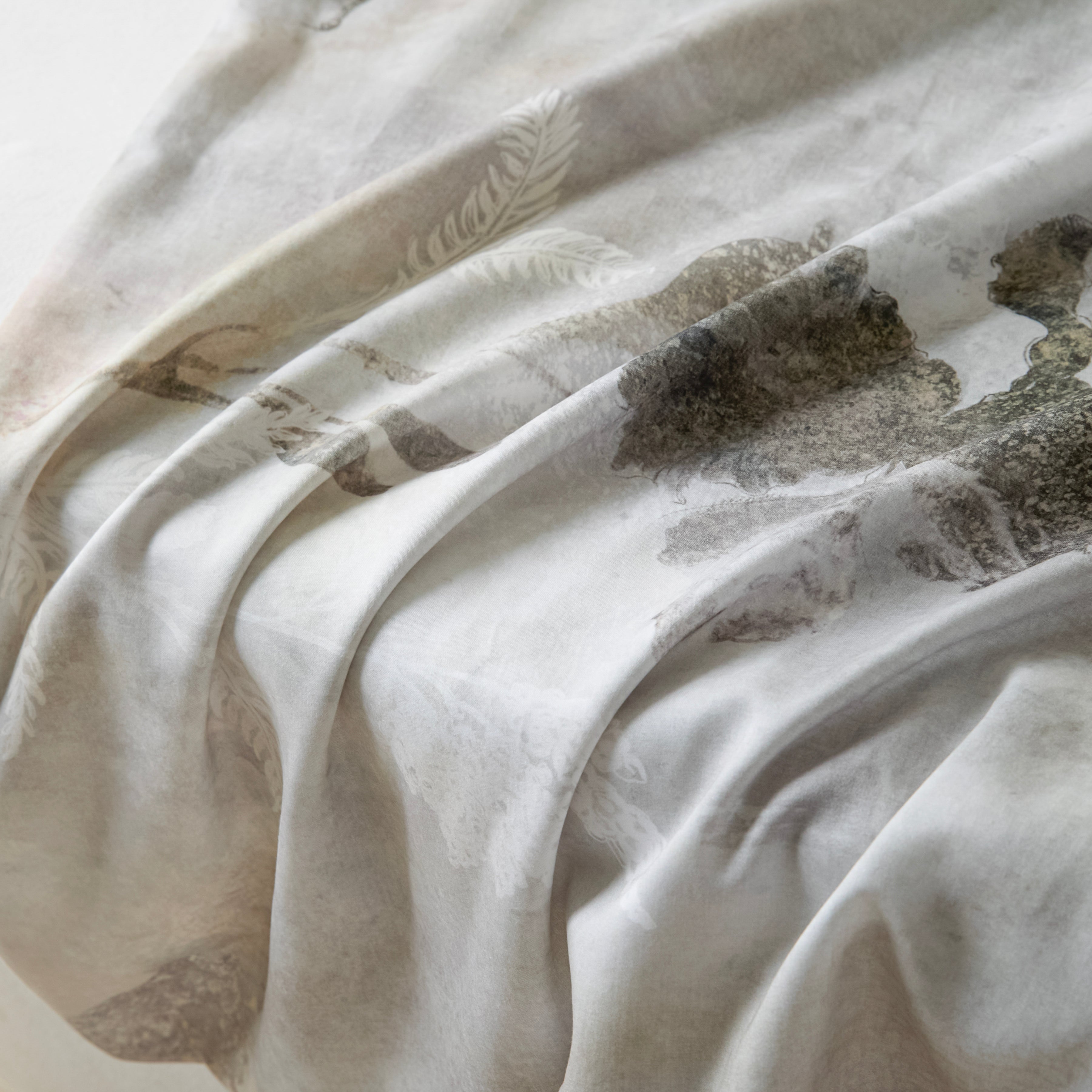 Luxe Lyocell & Cotton Pillowcase – Misty Floral