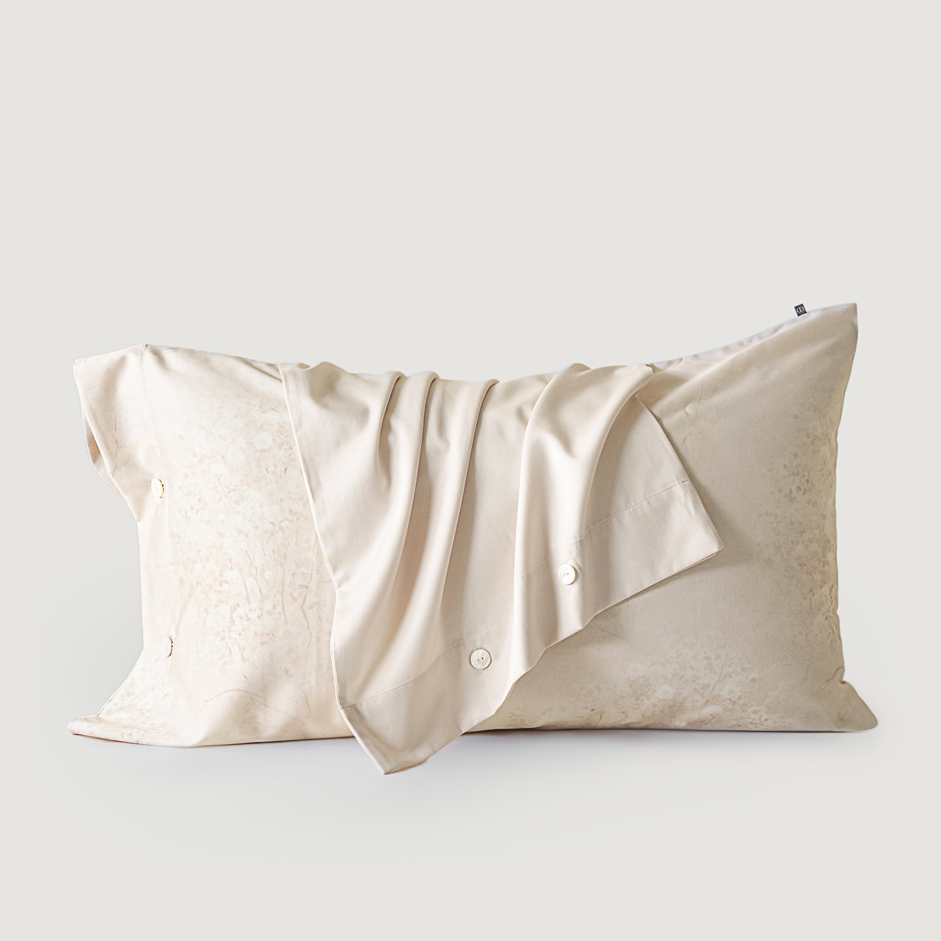 Luxe Lyocell & Cotton Pillowcase – Dotted Blossoms
