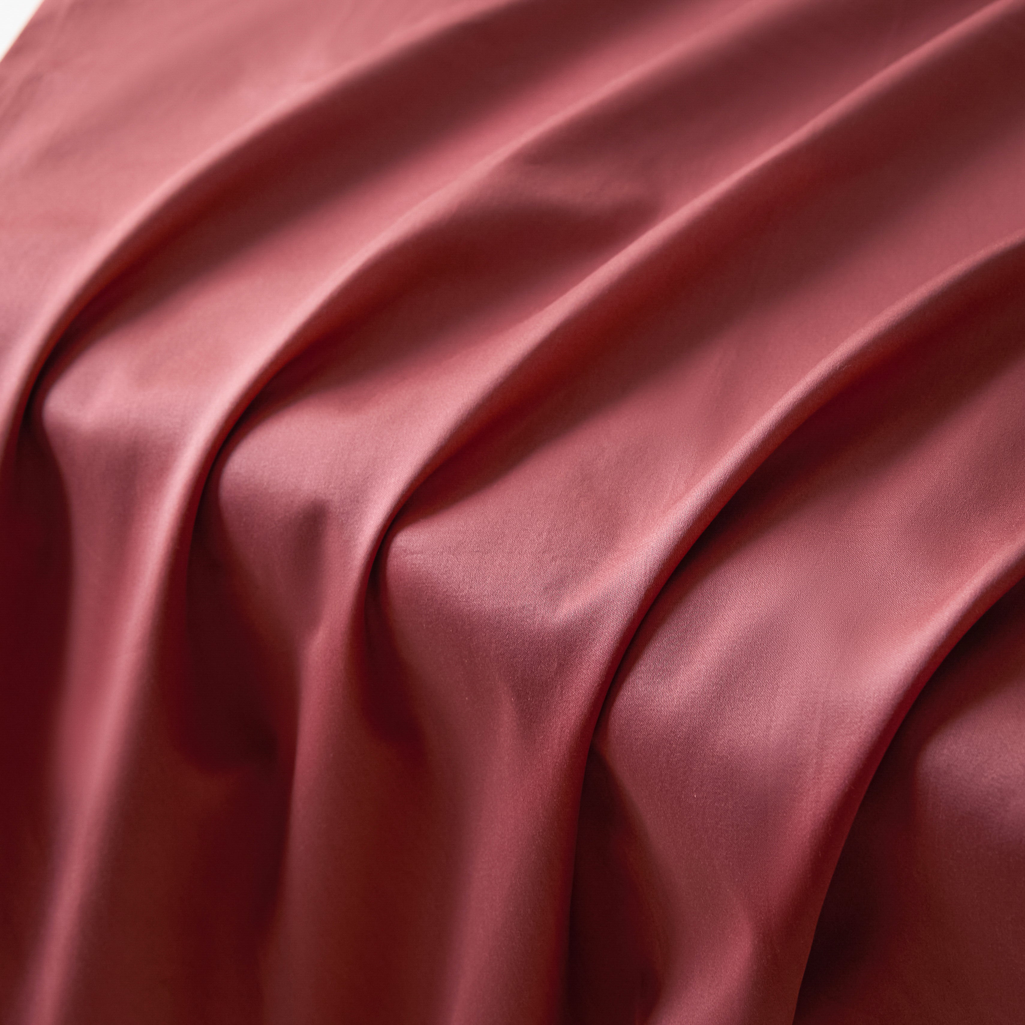 Aien Cotton™ Sateen Pillowcase - Coral Red