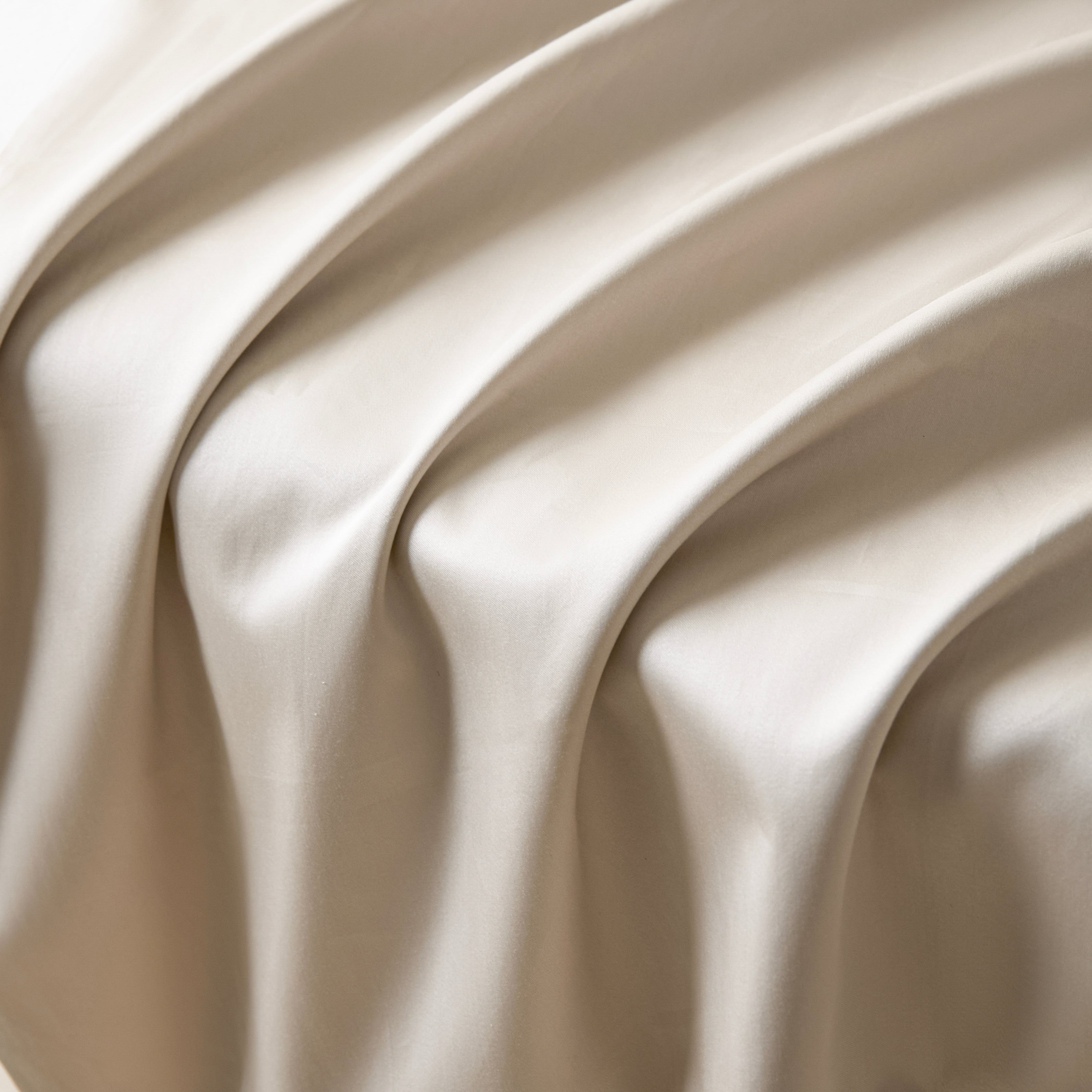 Aien Cotton™ Sateen Pillowcase - Gold