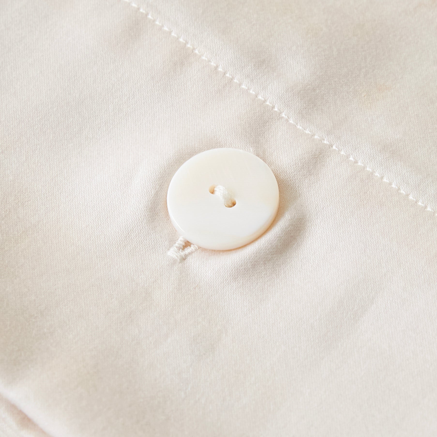 Luxe Lyocell & Cotton Pillowcase – Dotted Blossoms